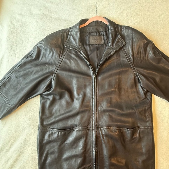 Etienne Aigner Black Leather Jacket Timeless Style - Picture 3 of 8